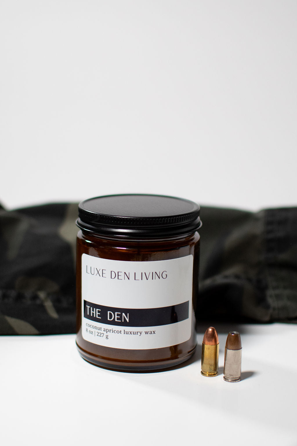 The Den | 8oz Luxury Candle