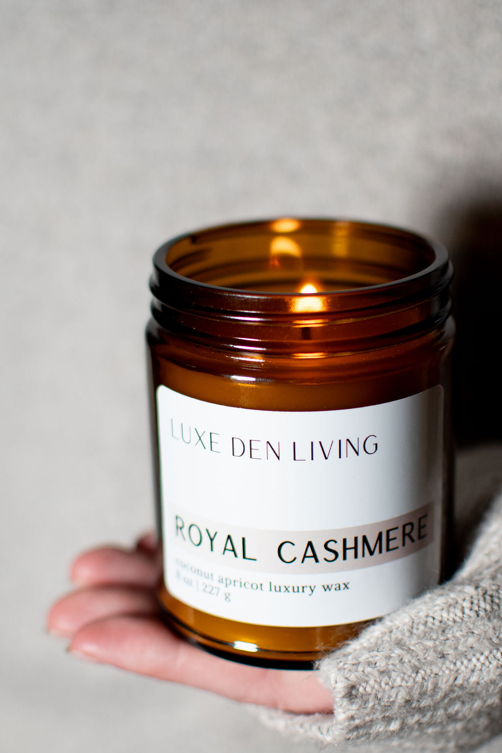Royal Cashmere | 8oz Luxury Candle