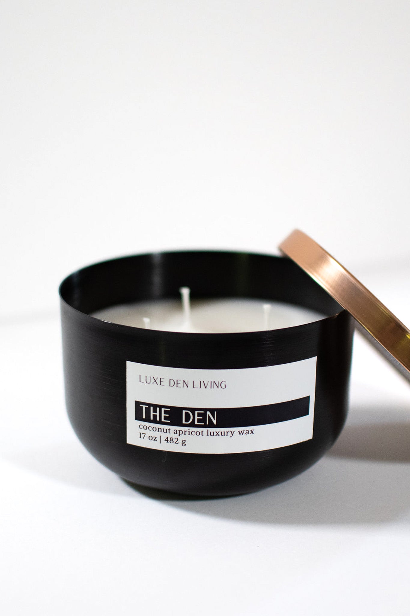 The Den | 17oz Luxury Candle