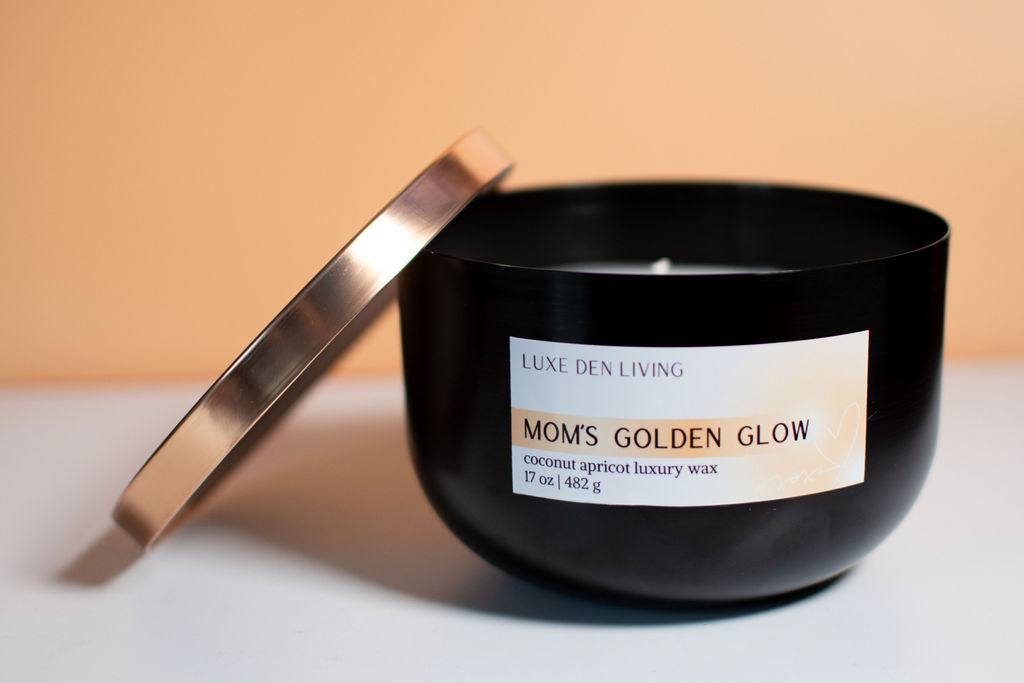 Mom's Golden Glow | 17oz Luxury Candle