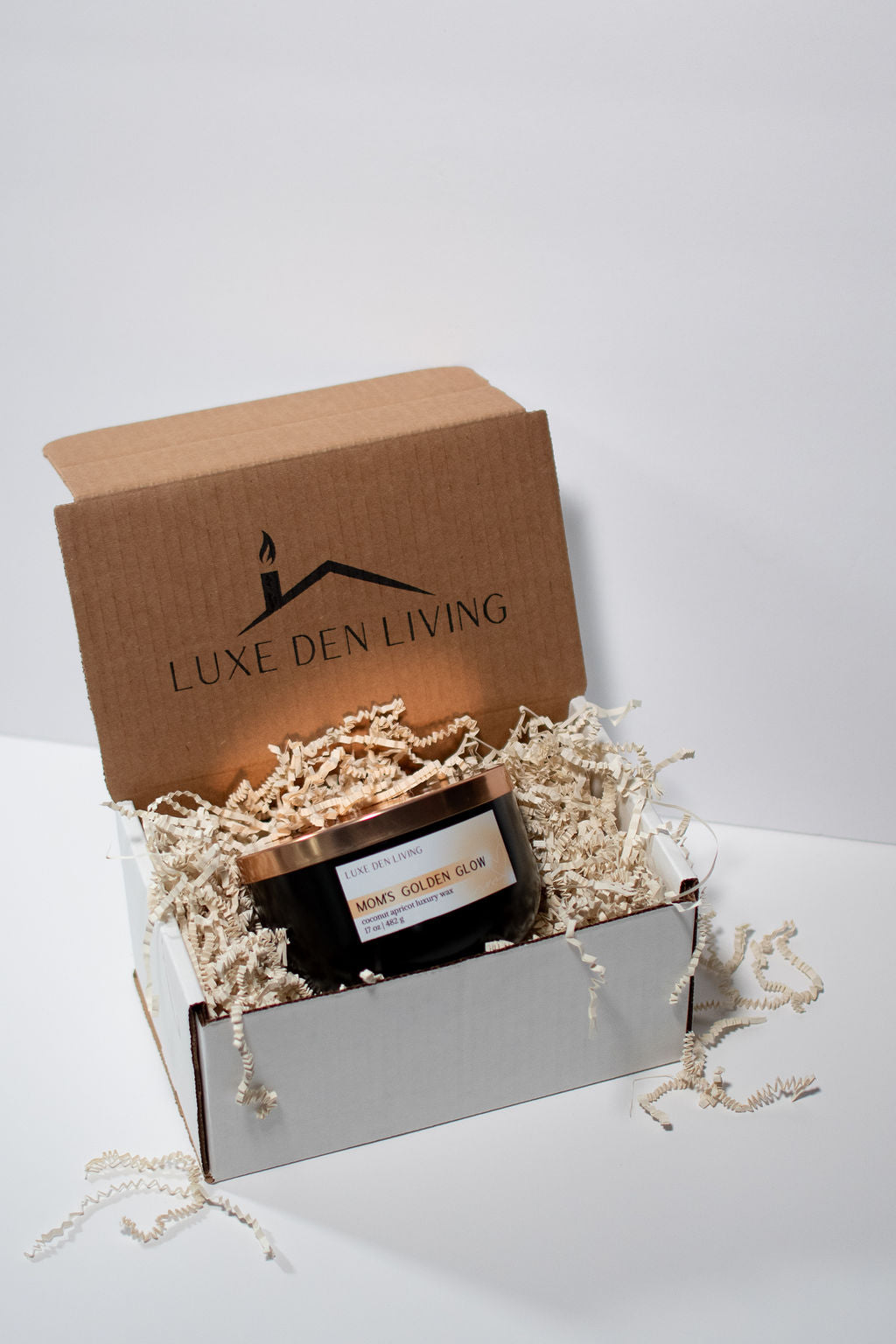 Mom's Golden Glow | 17oz Luxury Candle
